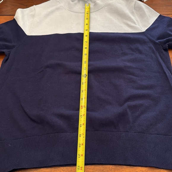 COS Round Neck Shirt size Large - Picture 6 of 7